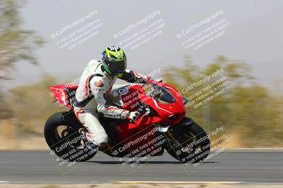 media/Mar-28-2022-Superbike Trackdays (Mon) [[b8603d0f67]]/Open Track Time/Turn 3 Inside/